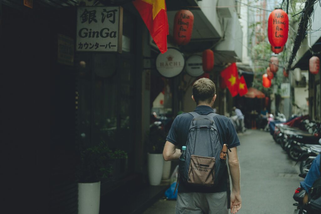Local Legends: Exploring Destinations Through the Eyes of Residents